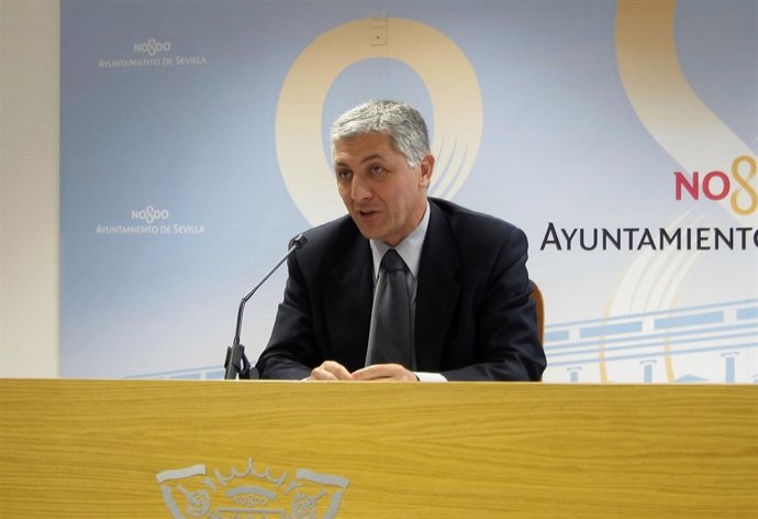 El Concejal De Urbanismo Del Ayuntamiento De Sevilla, Maximiliano Vílchez