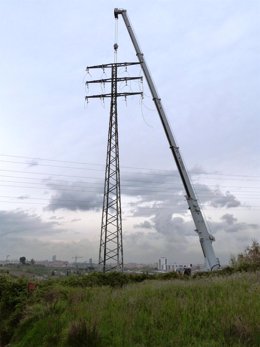 Línea Eléctrica En Sabadell