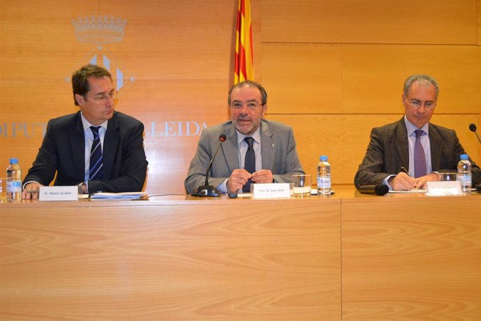 El Presidente De La Diputación De Lleida Joan Reñé