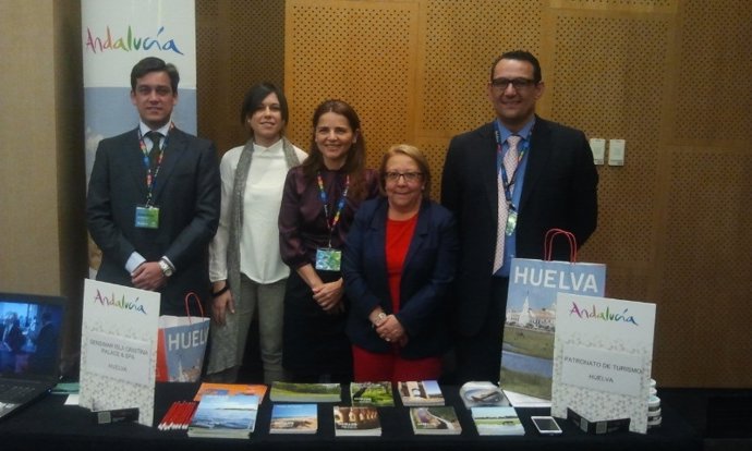 Miembros De Las Misiones Comerciales Del Patronato Provincial De Turismo.