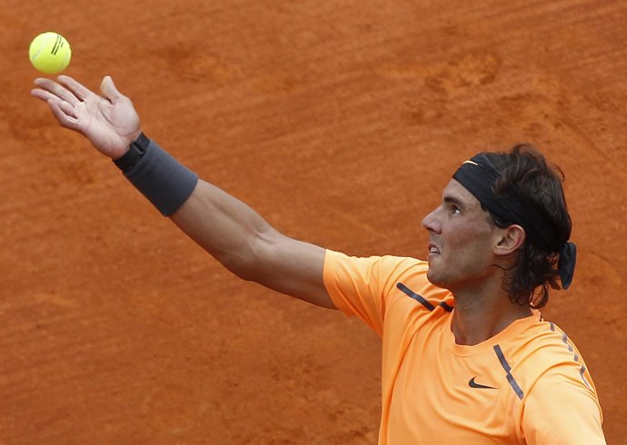 El Tenista Español Rafa Nadal En Montecarlo