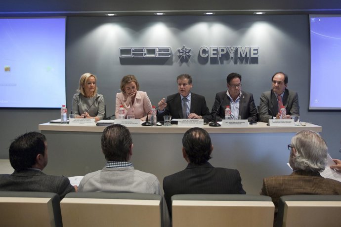 Gema Díaz, Eduardo Arasti Y Modesto Piñeiro, Entre Otros