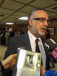 Manera critica la "ceremonia de la confusión" realizada por el Govern con las cifras de la deuda de Baleares