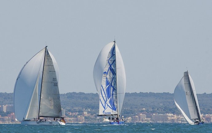 Los 'Maxis' Y Los 'TP52' Dan El Pistoletazo De Salida A La Palma Vela