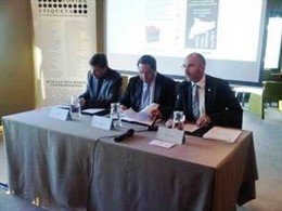 Un Momento Del Acto De Presentación De La Campaña