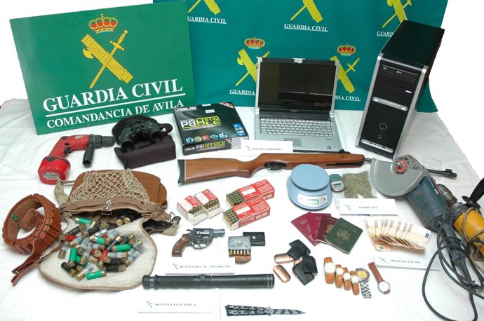 Objetos Recuperados En La Operación 