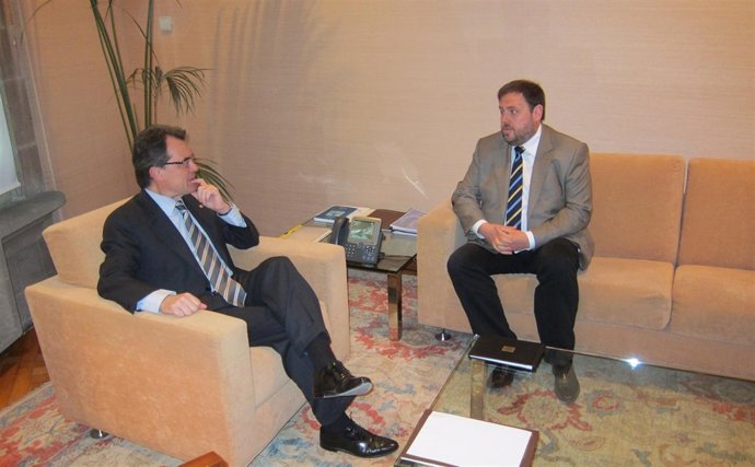 Reunión Entre A.Mas Y O.Junqueras