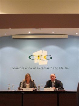 Oróns Y Ojea Durante La Presentación De Resultados De 2011 De Madera