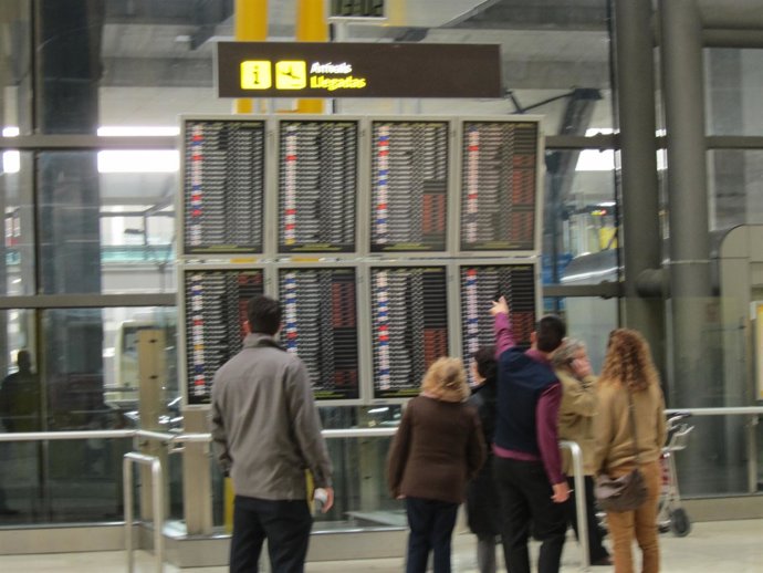 Imagen Del Aeropuerto De Barajas