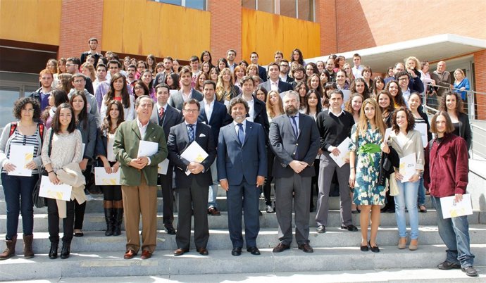 Entrega Premios De Excelencia Académica De La UPO