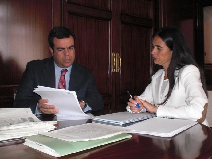 Melchor Camón Y María Del Carmen Hernández Bento