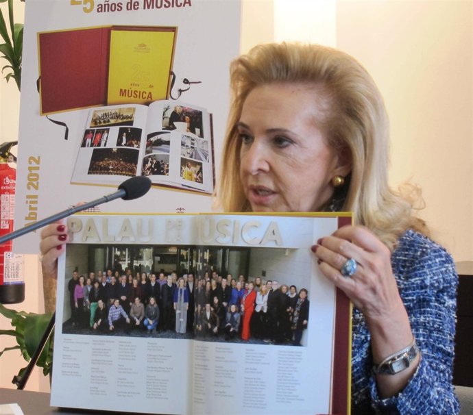 Mayrén Beneyto Presenta El Libro Conmemorativo Del Palau De La Música