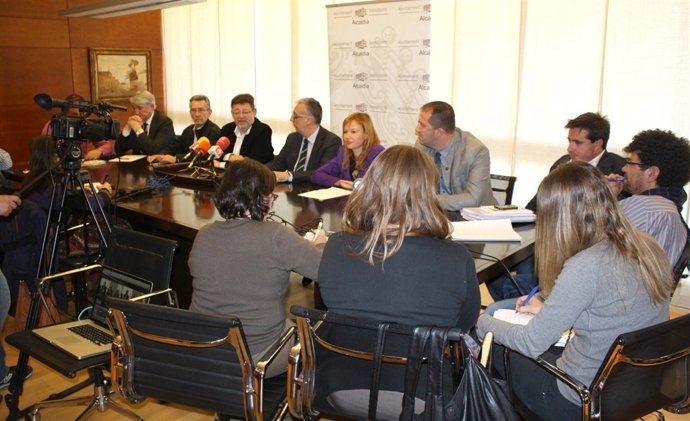 Puig, Pajín Y Navarro Durante La Rueda De Prensa.