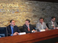 Guerra avanza que existen "más de cinco operaciones a punto de concretarse" para astilleros gallegos