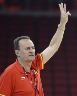 Aíto García Reneses dimite como seleccionador