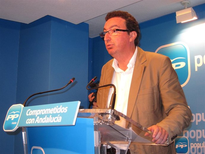 El Presidente Provincial Del PP De Huelva, Manuel Andrés González. 