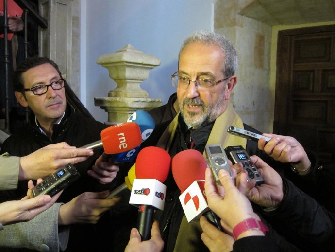 El Rector De La USAL, Daniel Hernández Ruipérez