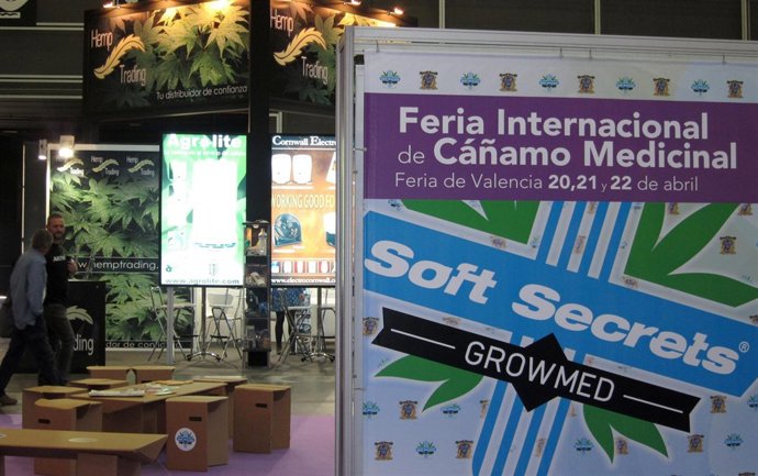 Interior Del Pabellón Que Alberga Growmed, En Feria Valencia.