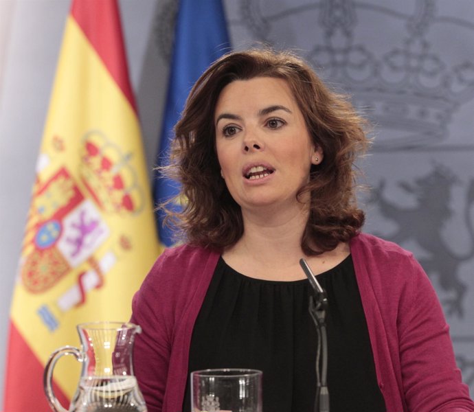Soraya Sáenz De Santamaría Tras El Consejo De Ministros