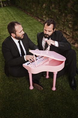 Ricardo Castella Y Ángel Martín En 'Nunca Es Tarde'