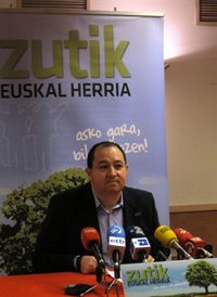 La izquierda abertzale acusa al Estado de intentar que el proceso democrático "se pudra como agua estancada"