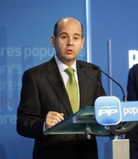 El PP acusa al PSOE de moverse por "intereses partidistas" y no querer solucionar el "problema enquistado" en RTVE