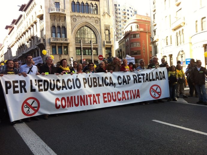 Manifestación Contra Los Recortes En Educación
