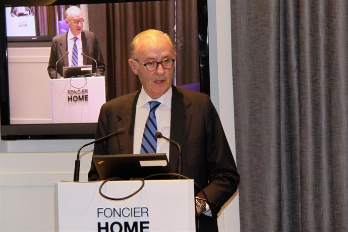 José Francisco De Conrado, Presidente De Microbank