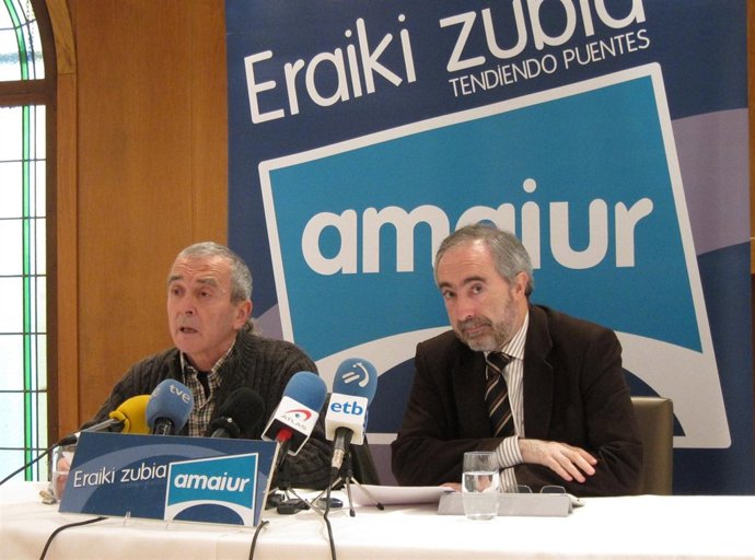 Sabino Cuadra Y Rafa Larreina, Diputados De Amaiur.