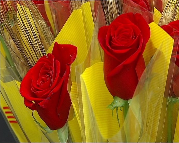 Rosas De Sant Jordi En El Mercado De La Flor