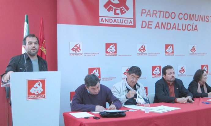 Mariscal, Junto A Centella Y Valderas, Interviene En El Comité Central Del PCA 