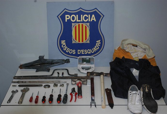 Material Incautado Al Presunto Ladrón Del Pallars