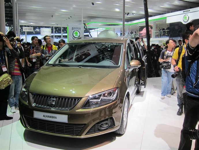 Seat Alhambra, En El Salón De Pekín