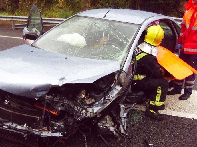 Accidente Con Atrapado En Corredor Do Morrazo