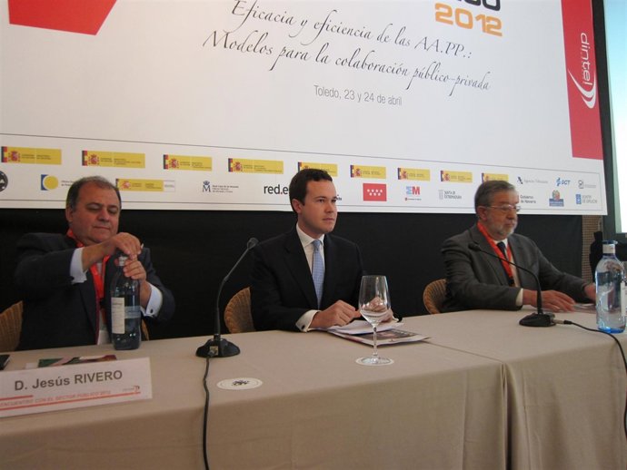 El Viceconsejero (Centro) En La Inauguración De La Jornadatoeld