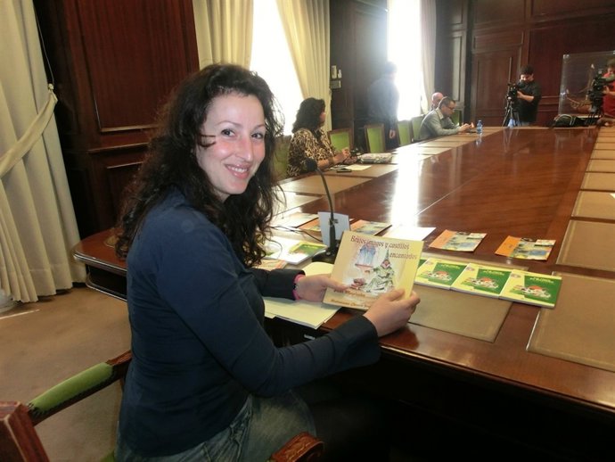 La Diputada Provincial De Cultura, María Vázquez (PP) 