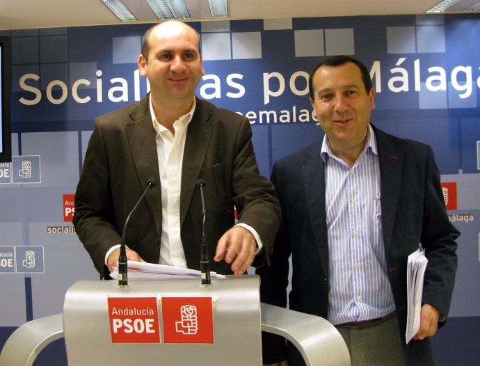 Conejo Y Ruiz Espejo, En Rueda De Prensa