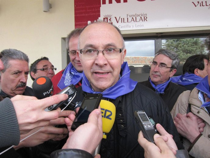 El Delegado Del Gobierno Atiende A Los Medios En Villalar