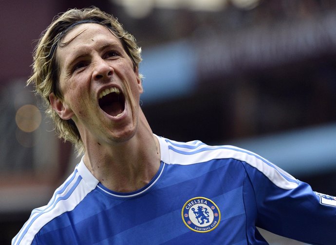 Fernando Torres Celebra El Cuarto Gol Del Chelsea Ante El Villa