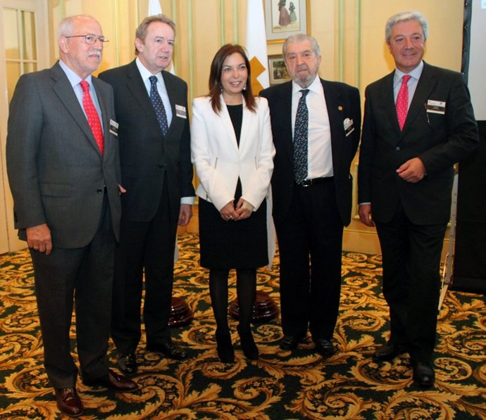 Brígida Mendoza, Consejera De Sanidad De Canarias. Encuentro Fundación Bamberg