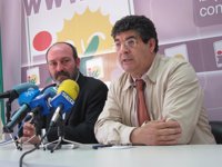 Valderas, satisfecho porque IU "marque pautas" tras presentar el PSOE-A una iniciativa propia para investigar los ERE