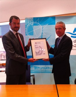Entrega Certificado De Calidad BSI A Nueva Rula De Avilés