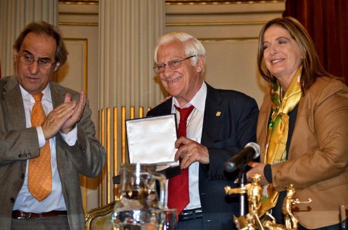 Padre Ángel En Buenos Aires