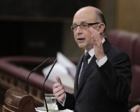 Montoro recuerda a las CCAA que "no hay soluciones aisladas" y que deben cumplir el objetivo de déficit