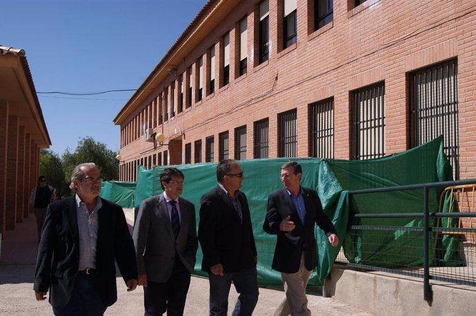 Colegio San Cristóbal De Lorca Afectado Por Los Terremotos