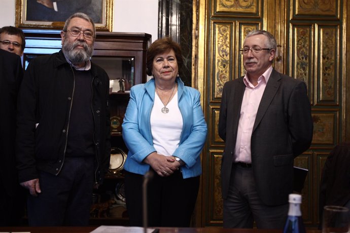 Tóxo Y Méndez Se Reúnen Con La Defensora Del Pueblo, Luisa Cava De Llano