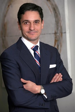 Borja Fernández De Troconiz, Socio De Allen & Overy