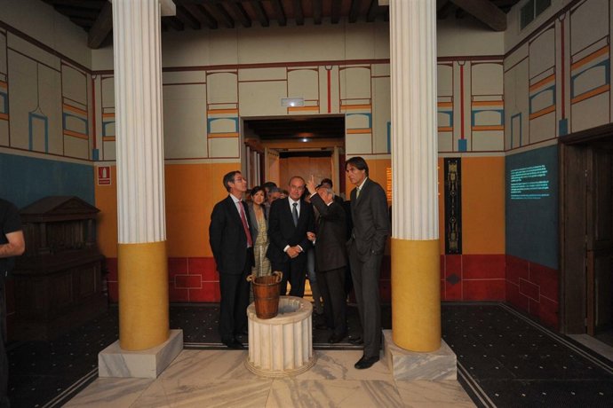 De La Torre En La Exposición 'Romanorum Vita. Una Historia De Roma'