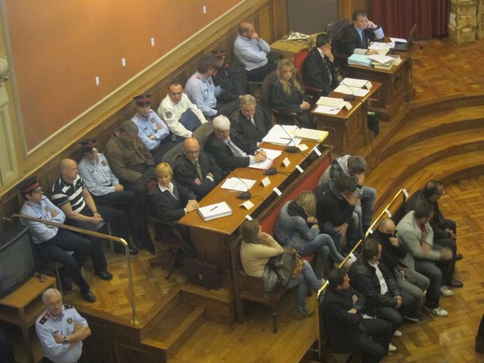 Macrojuicio Por El Robo De Un Contenedor De Cocaína En El Puerto De Barcelona