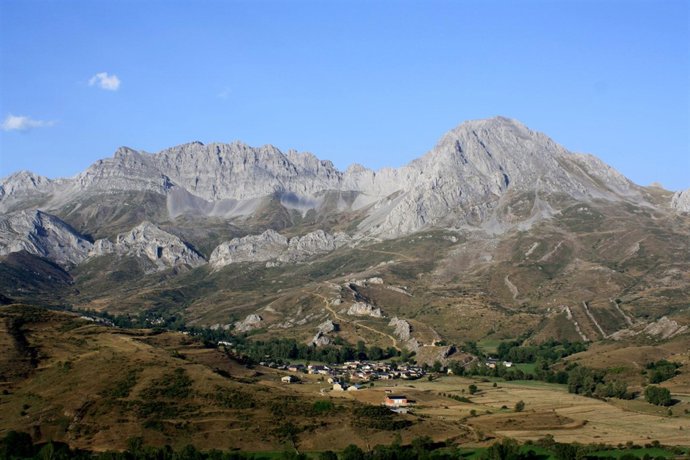 Comarca Leonesa De Babia, Cerca Del Puerto De Pinos